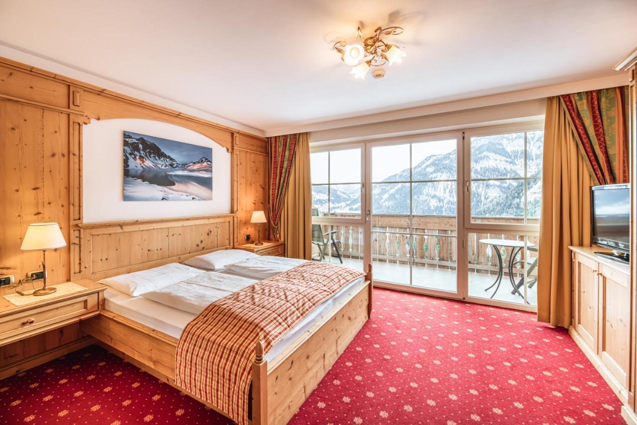 Hotel Scherlin Ortisei Exterior photo