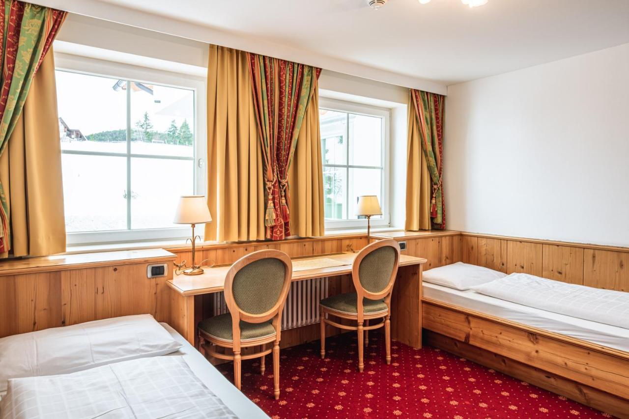 Hotel Scherlin Ortisei Exterior photo